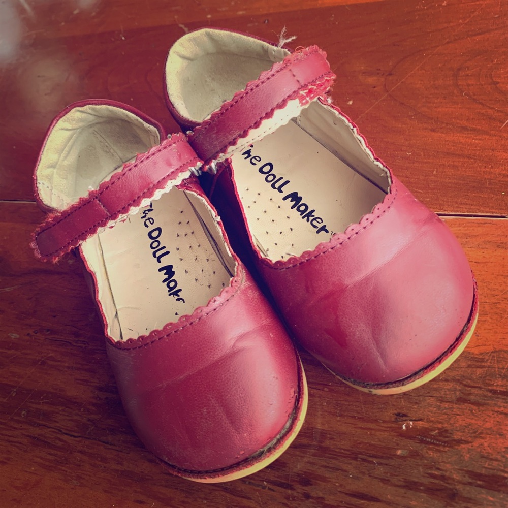 Dark red, Mary Jane, toddler 8, The Doll Maker